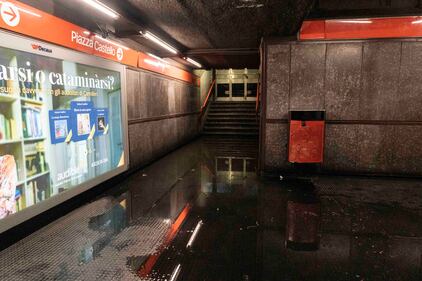 Maltempo su Milano, temporale e grandine in città 2