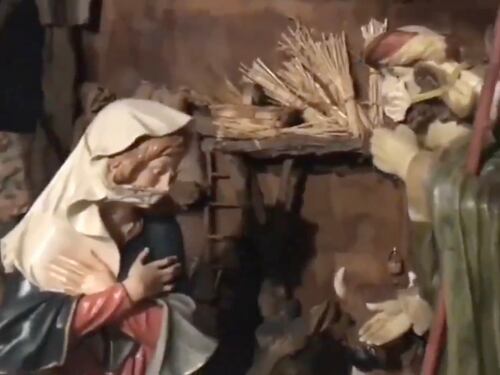 Retromarcia Ue sulla censura. Salvi "Maria" e "Buon Natale". È la vittoria dei moderati
