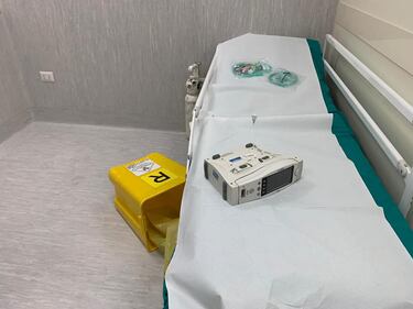 Pronto soccorso devastato dai parenti del 15enne ucciso a Napoli 4