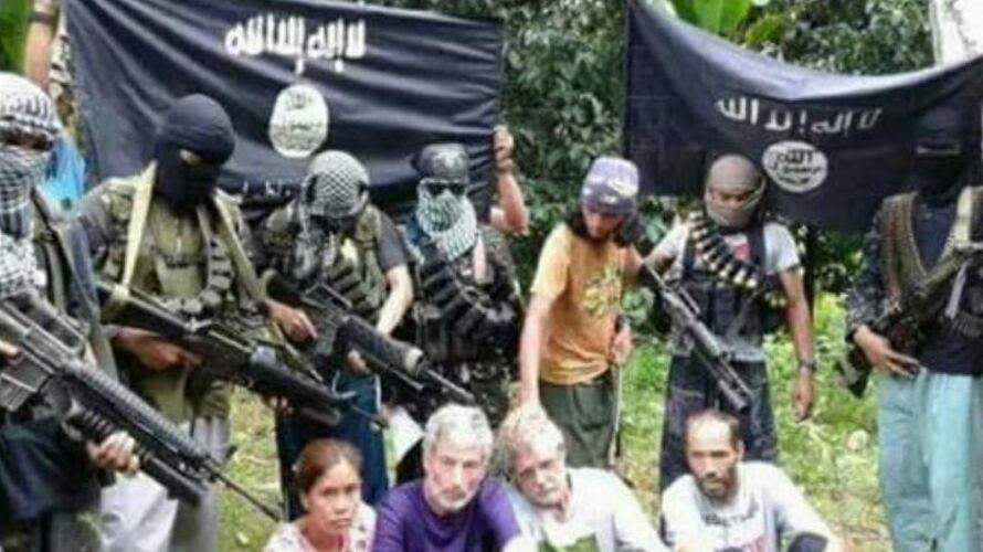 Filippine, decapitato dai jihadisti un altro ostaggio canadese