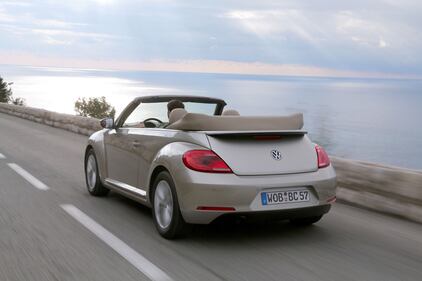 Volkswagen Maggiolino Cabriolet 17