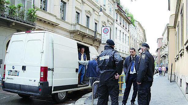E nel Quadrilatero del lusso controlli con guardie private