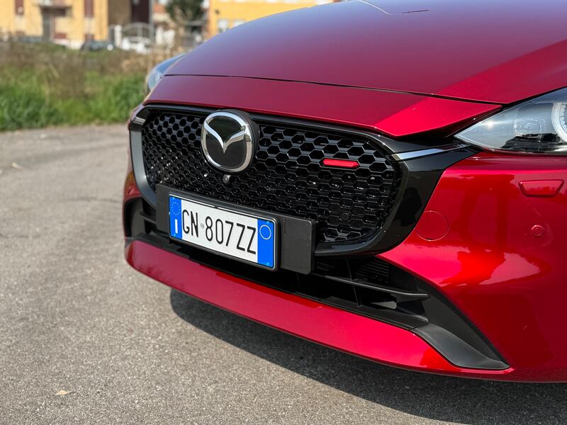 Mazda2 Mild-Hybrid, guarda la gallery della citycar super accessoriata 5