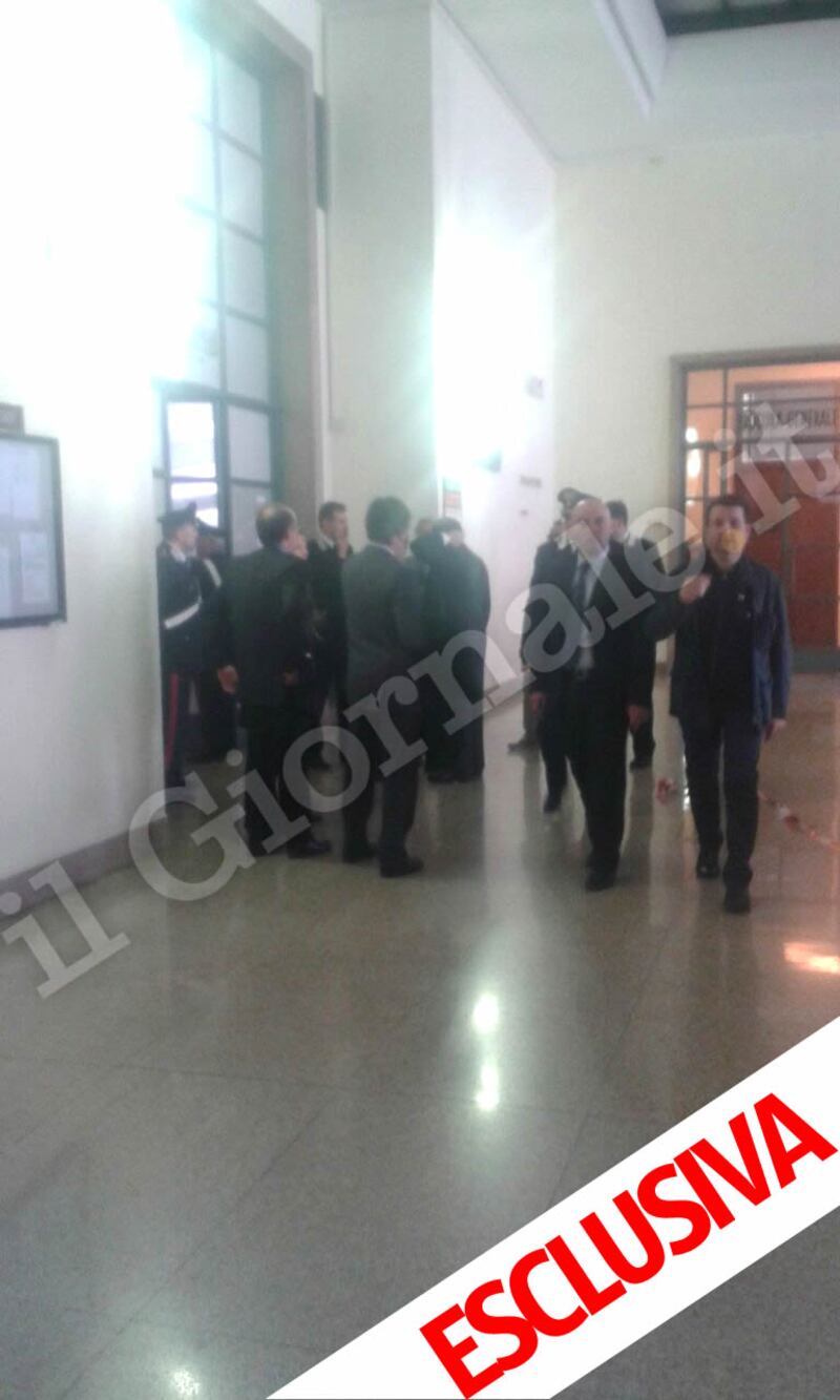 Ecco le foto scattate all'interno del tribunale 6