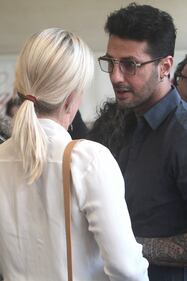 Fabrizio Corona, striptease al party di Camicissima 18