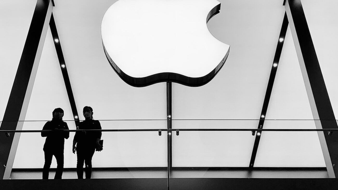 Apple conferma: per l'iPhone 15 servirà un altro cavo di ricarica