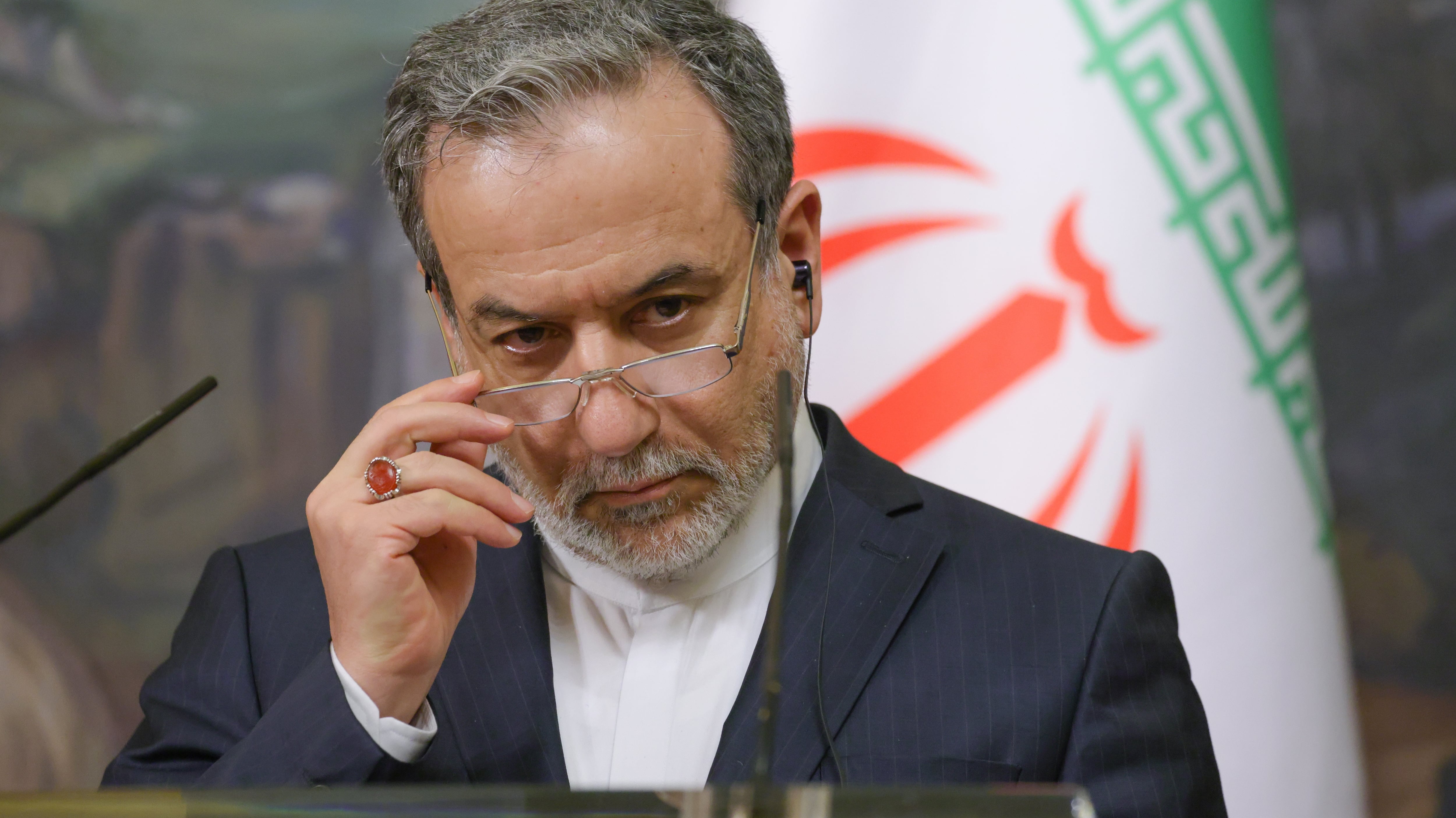 L'Iran tiene il punto "Via l'Idf dal Libano". E svela: "Il greggio? In vendita da subito"