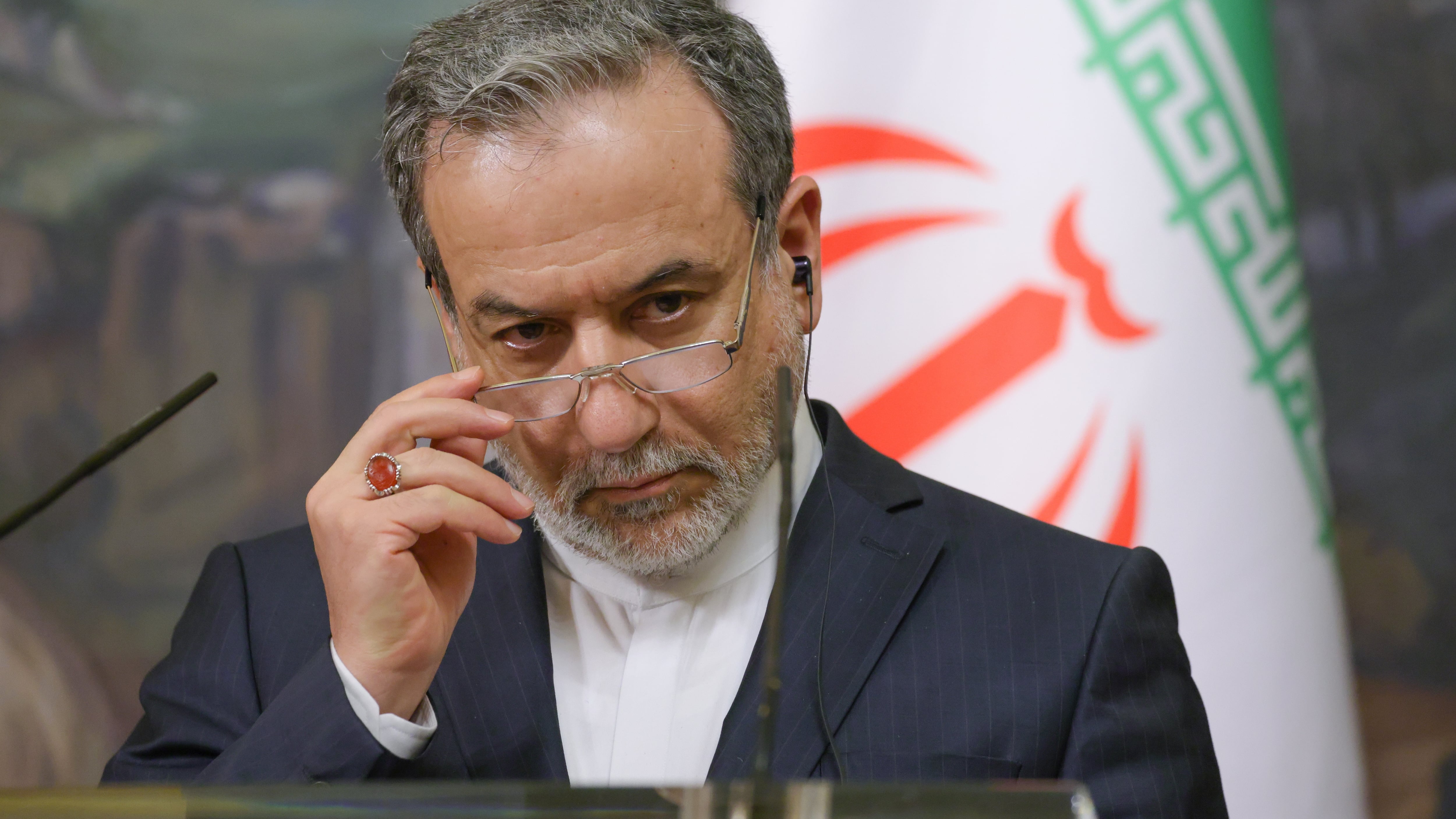 L'Iran tiene il punto "Via l'Idf dal Libano". E svela: "Il greggio? In vendita da subito"