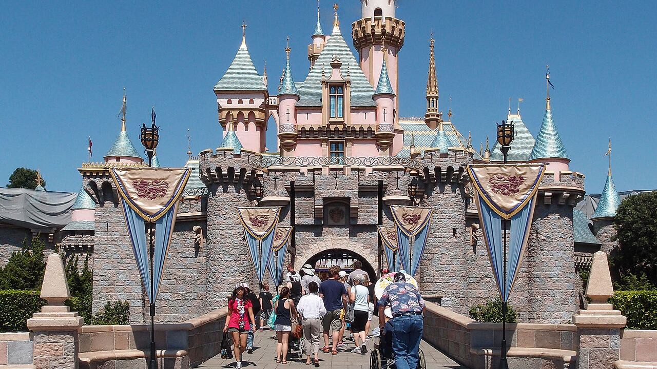 La banda di Corinaldo ha colpito anche a Disneyland Paris