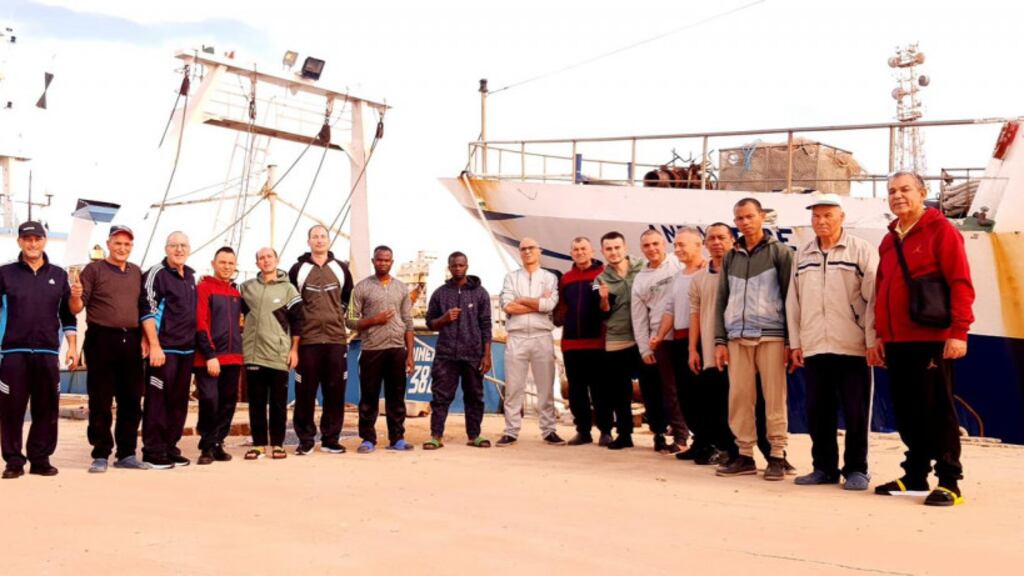 "Non conosco le regole Covid" Multa al pescatore prigioniero