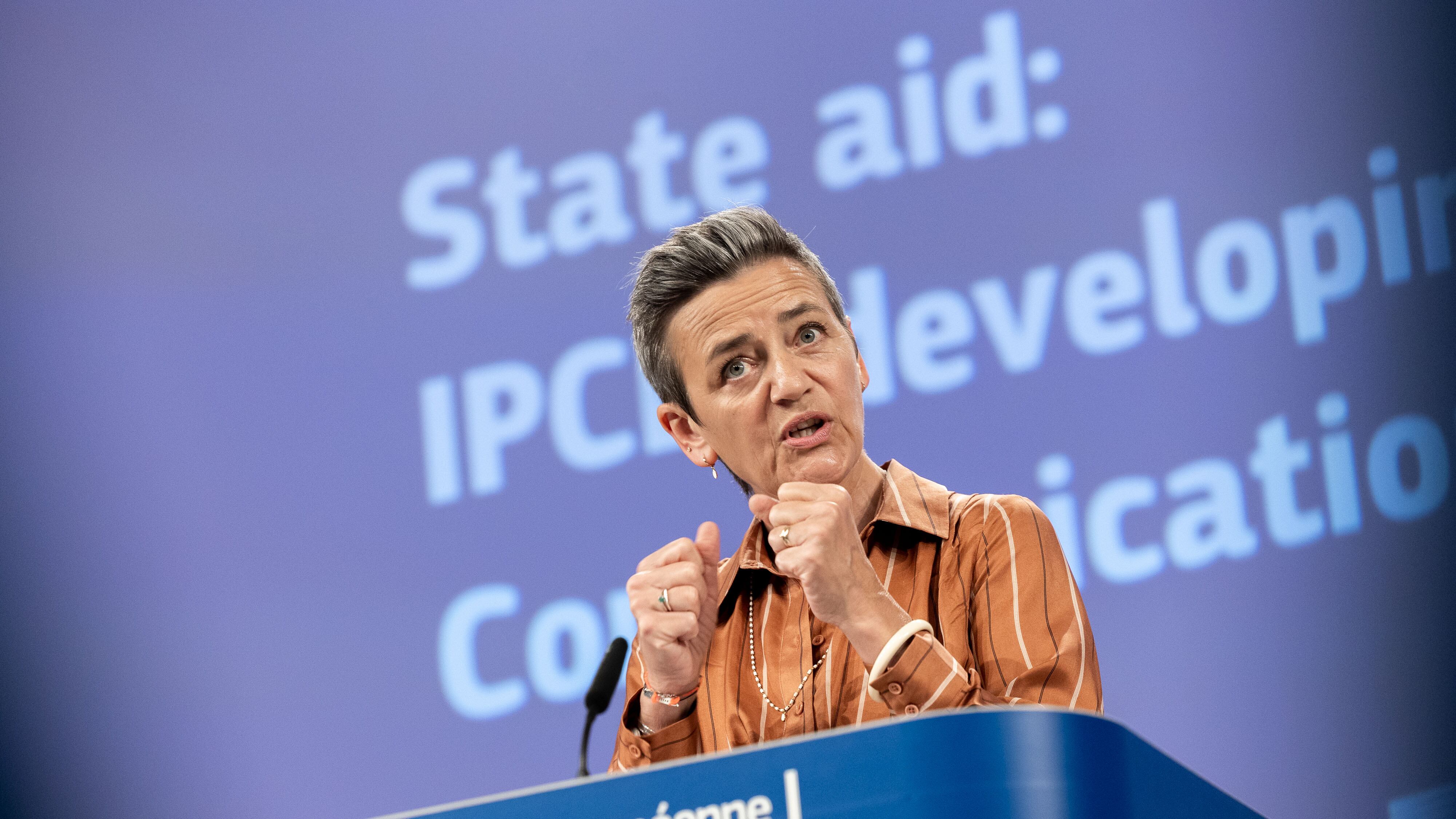 Così il "ciclone" Vestager ha rallentato la crescita Ue