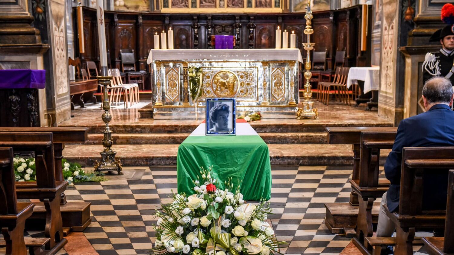 Legnano, oggi i funerali di Bruno Gulotta: ucciso nell'attentato di Barcellona