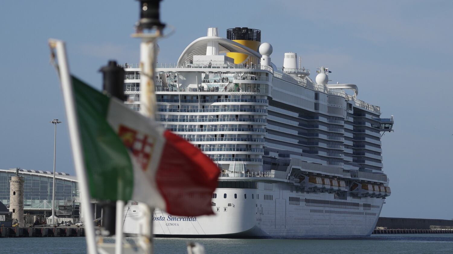 Coronavirus, scontro sullo sbarco dei passeggeri a Civitavecchia
