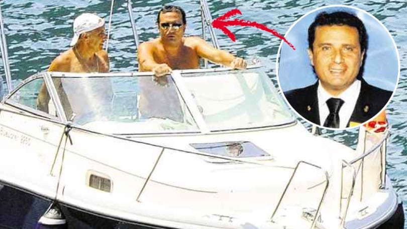 Francesco Schettino torna in mare e guida un motoscafo