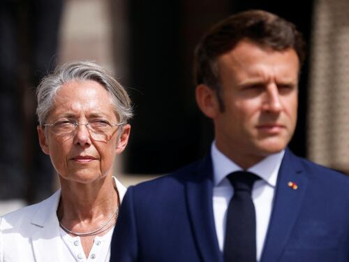 Si dimette la premier Borne. Ora Macron punta su Attal