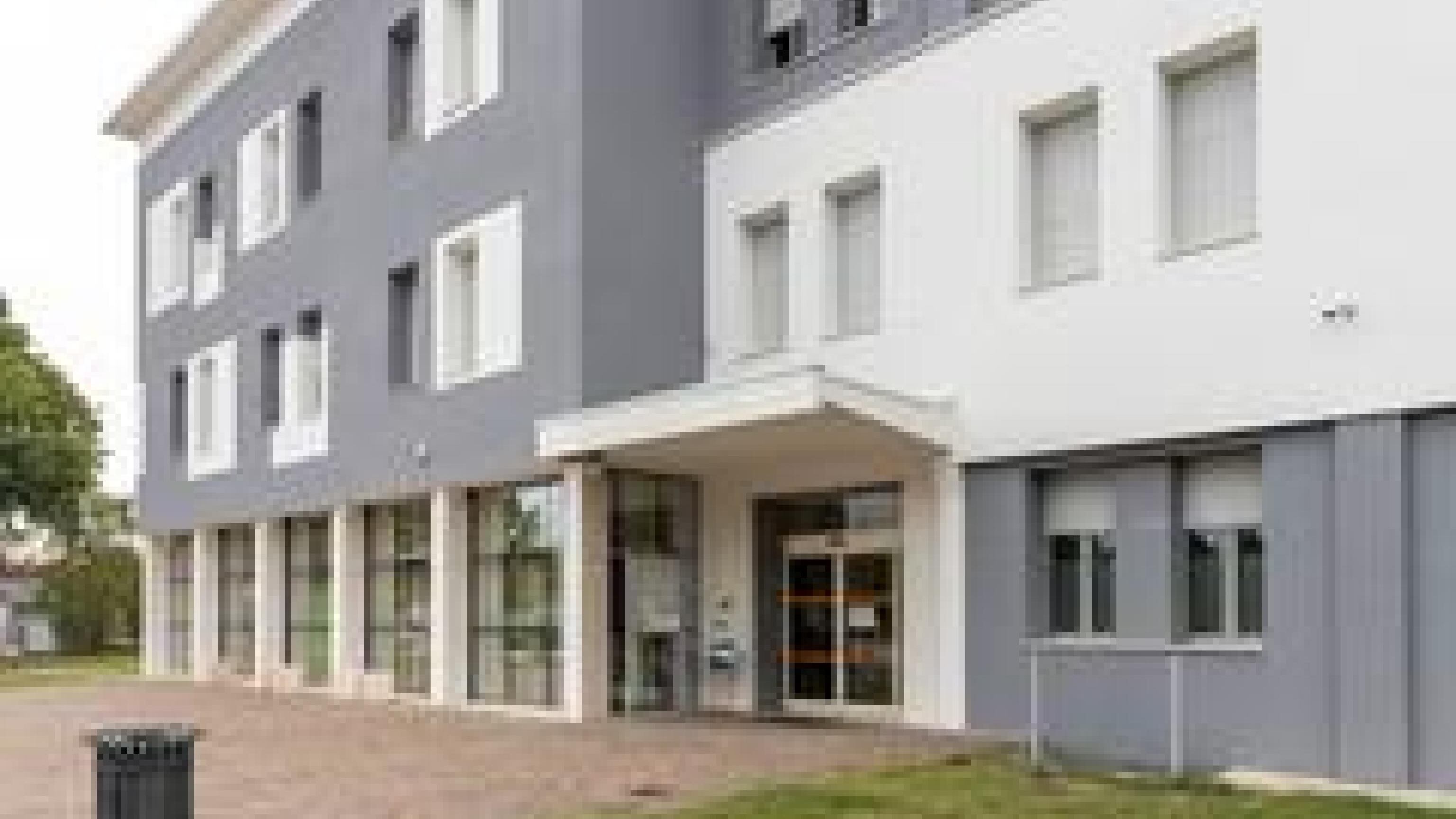 Due sacchi a pelo e liquidi prelevati: così aveva mummificato il corpo della madre per intascare la pensione