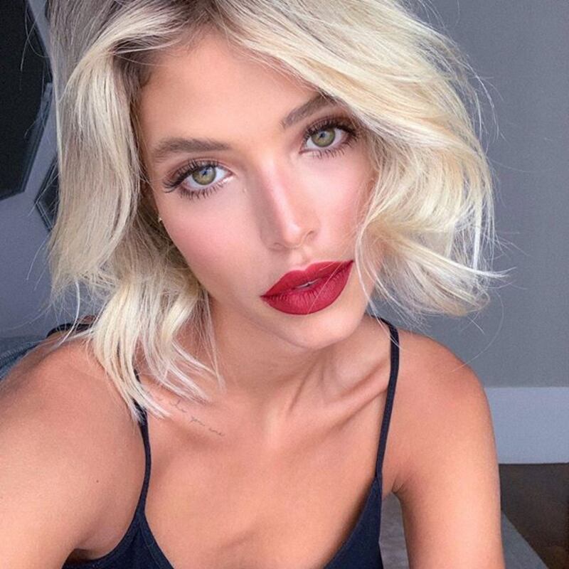 Carolina Dias si prende la scena su Instagram 1