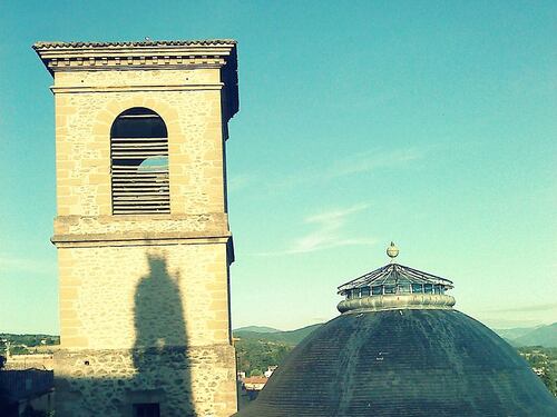 Francia, il mistero di un convento "infiltrato" dal coronavirus
