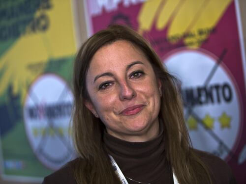 M5S, la capogruppo insiste: "Del fascismo difendo l'inizio e non la dittatura violenta"