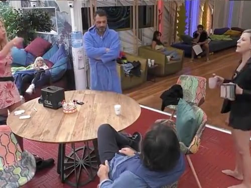 Gf Vip, ancora uno scontro tra la Elia e la Marini: "Tu sei un clown"