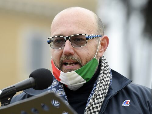 Mazzata sui viaggi: in un anno "spariti" 60 milioni di turisti