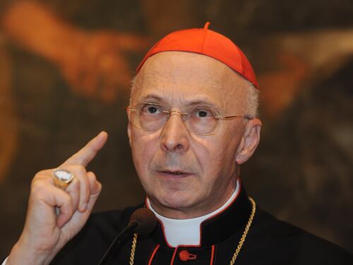 Bagnasco: "Chi blocca il governo ne risponderà alla Storia"
