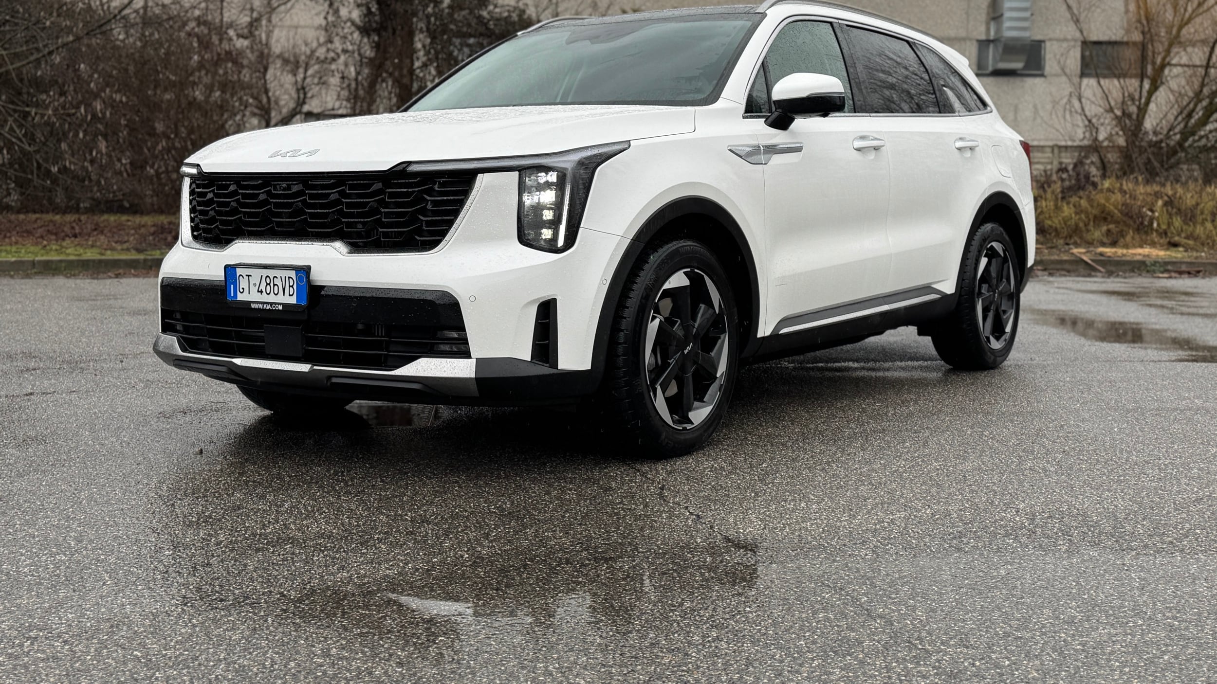 KIA Sorento HEV: quando l’ibrido (full) c’è e funziona bene