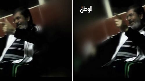 Egitto, Morsi riappare in pubblico per il processo 1