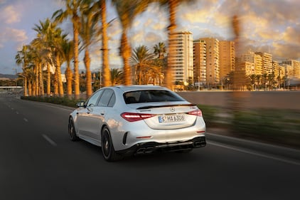 Mercedes-AMG C 63 S E Performance, guarda la gallery 5