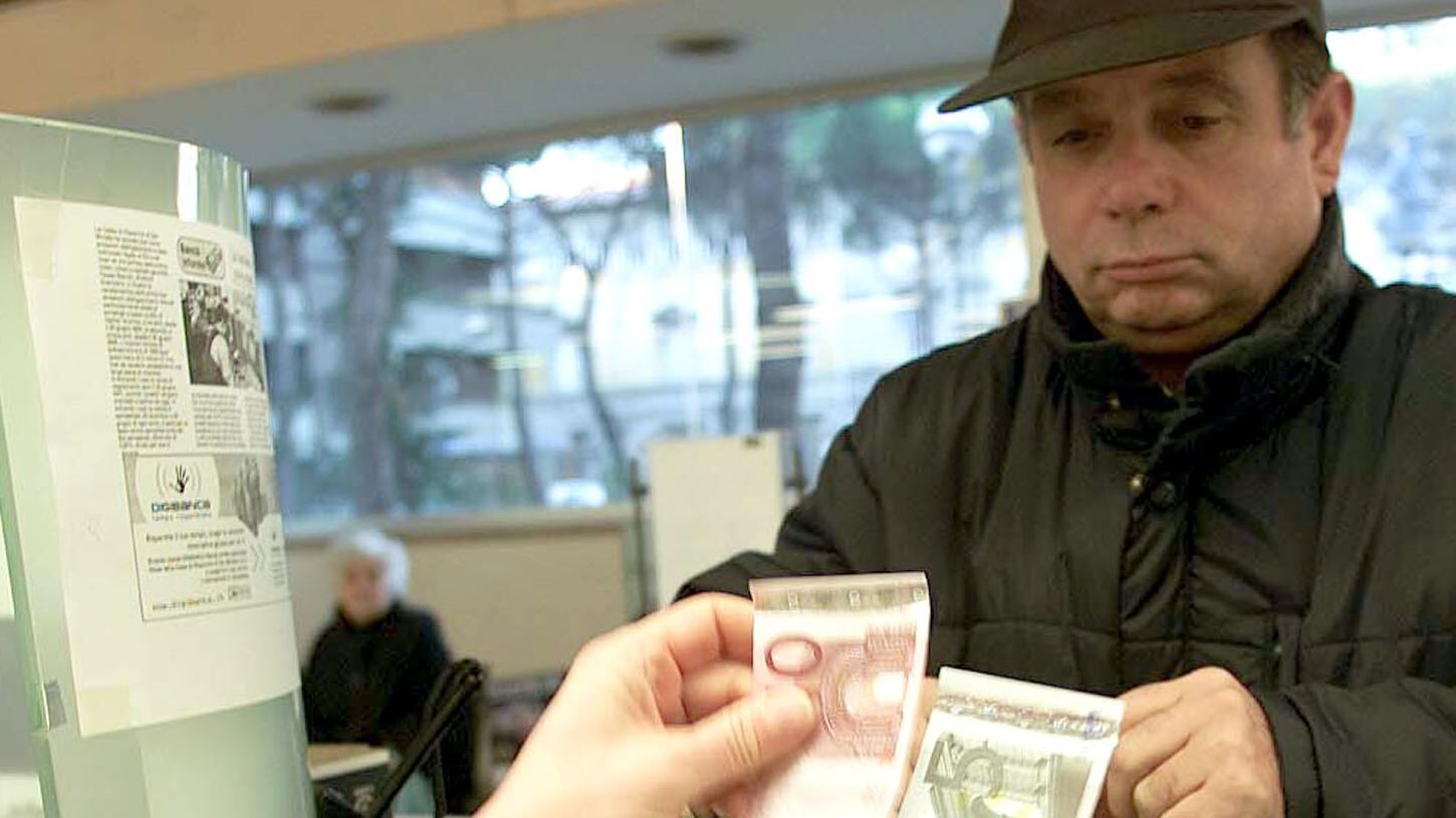 Le banche rottamano gli sportelli bancari