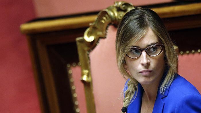 La Boschi conferma l'accordo con Forza Italia: "Prima la legge elettorale, poi il successore di Napolitano"