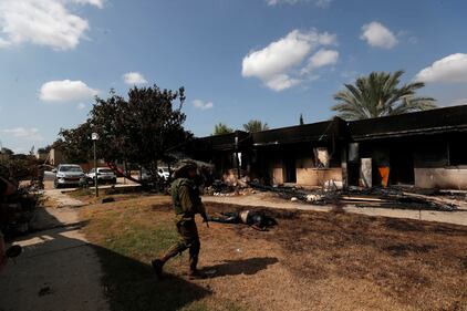 Kibbutz 11