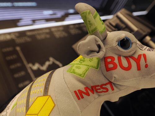 Borse tese e in calo: pesano Cina e Fed Spread a 300 punti