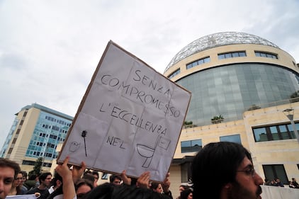Università San Raffaele, occupazione degli studenti 10