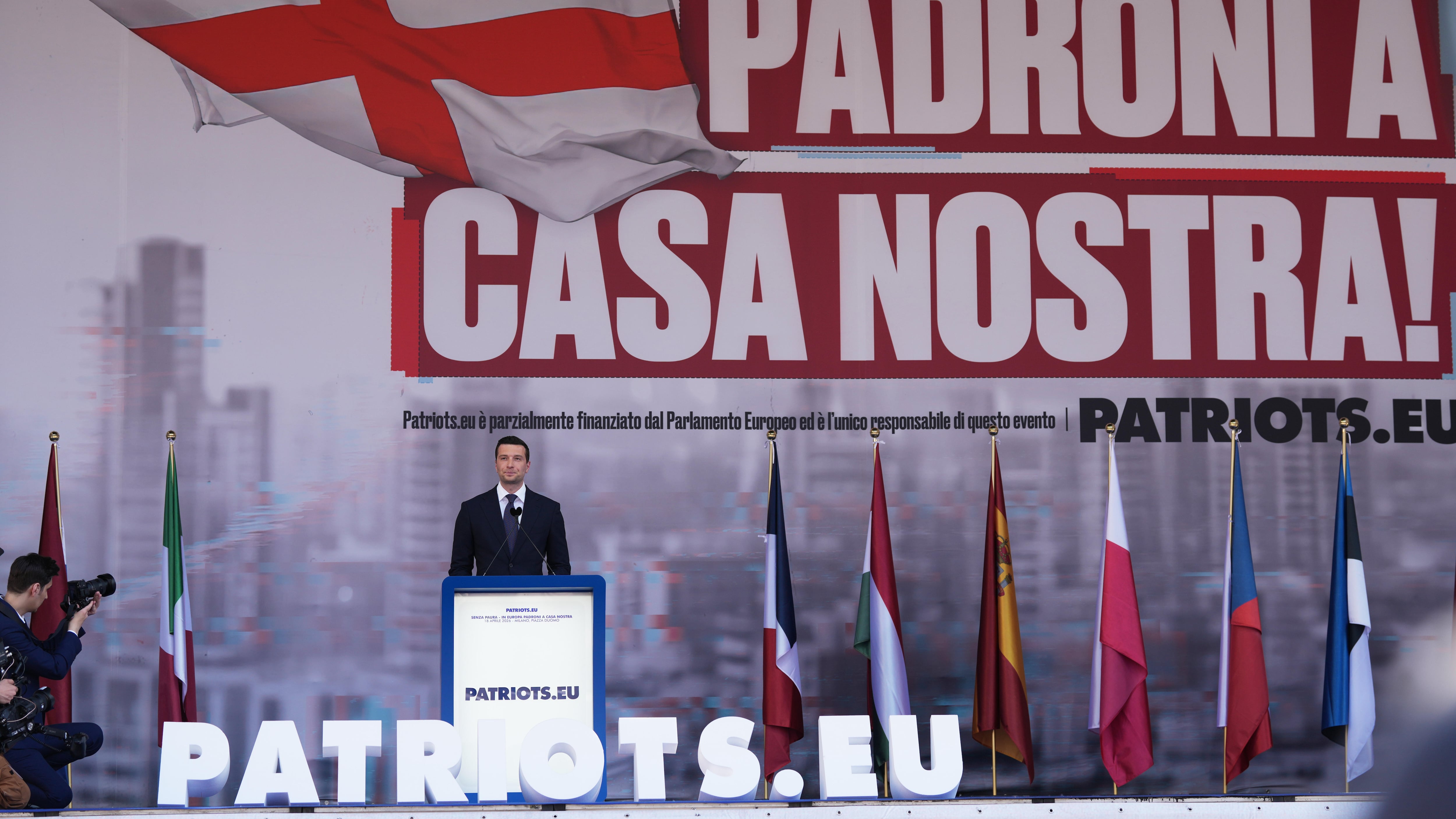 Torna l'internazionale sovranista. "Migranti, collasso pianificato"