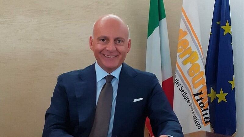Non ci sarà un crollo di benzina e diesel. "L'Eni? È molto solida"