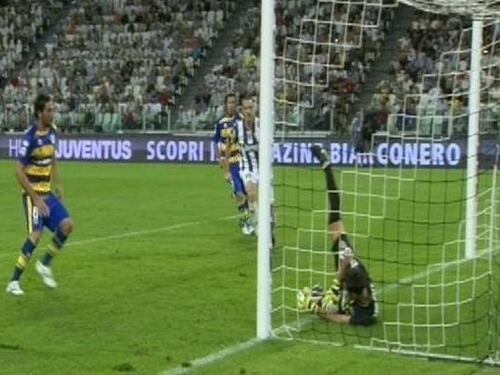 Juve come prima più di prima. Non perdona, ma gli arbitri...