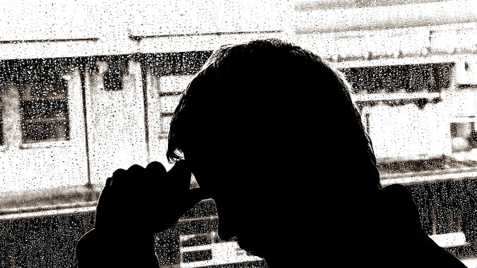 Si uccide a 21 anni dopo operazione ai genitali