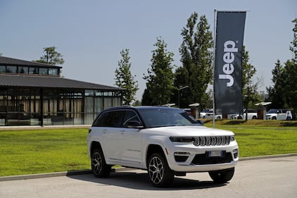 Jeep Grand Cherokee 4xe: guarda tutte le foto 8
