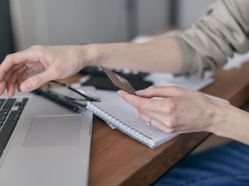 Acquisti online, ecco come cambia il diritto di recesso: la nuova procedura per i resi