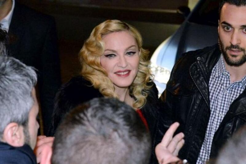 Madonna, dalle Filippine i vescovi chiedono di boicottare i concerti: foto 10