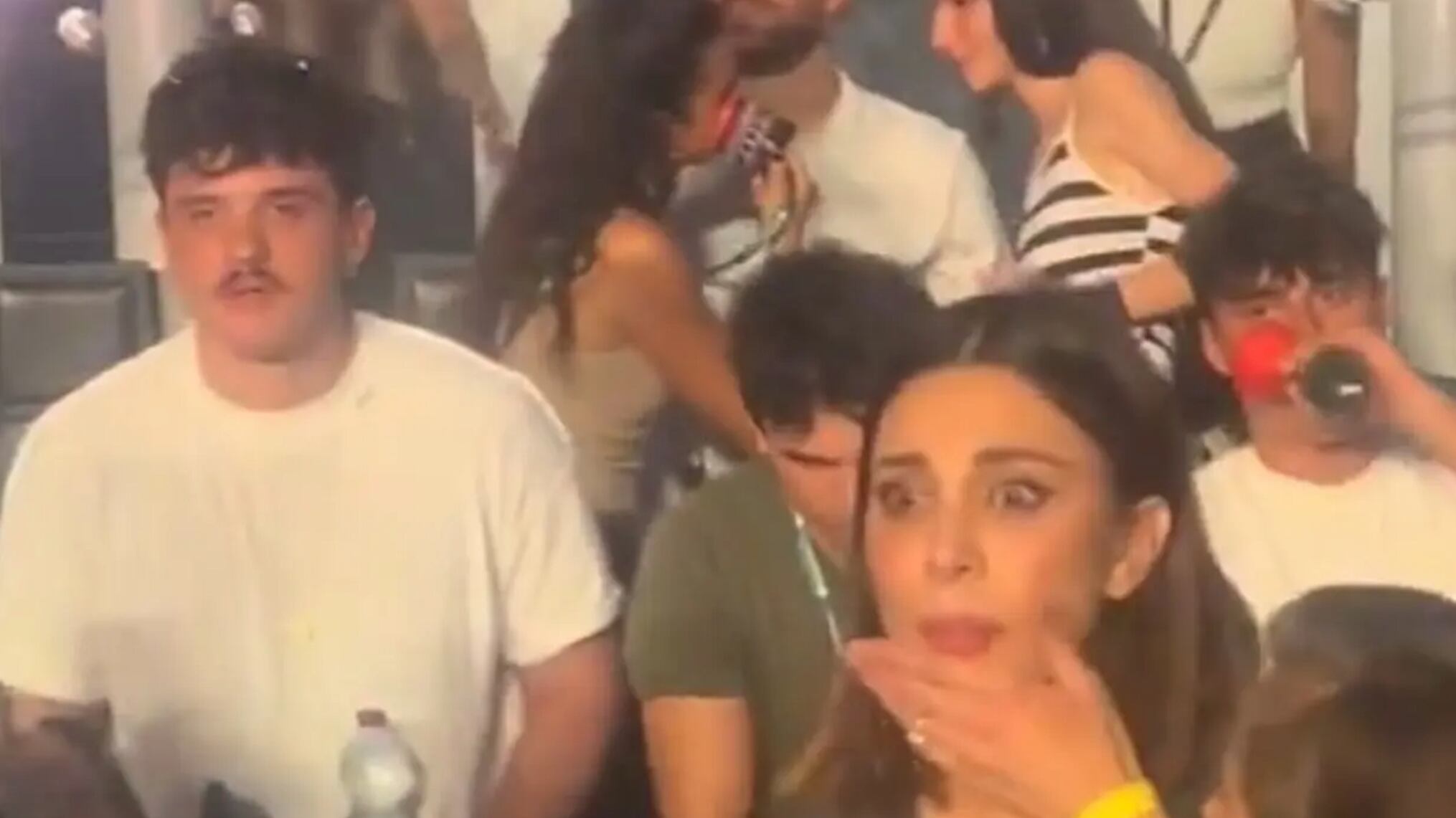Belen e Olly, al concerto di Marracash è scattato qualcosa? Si seguono e lei impazzisce per lui