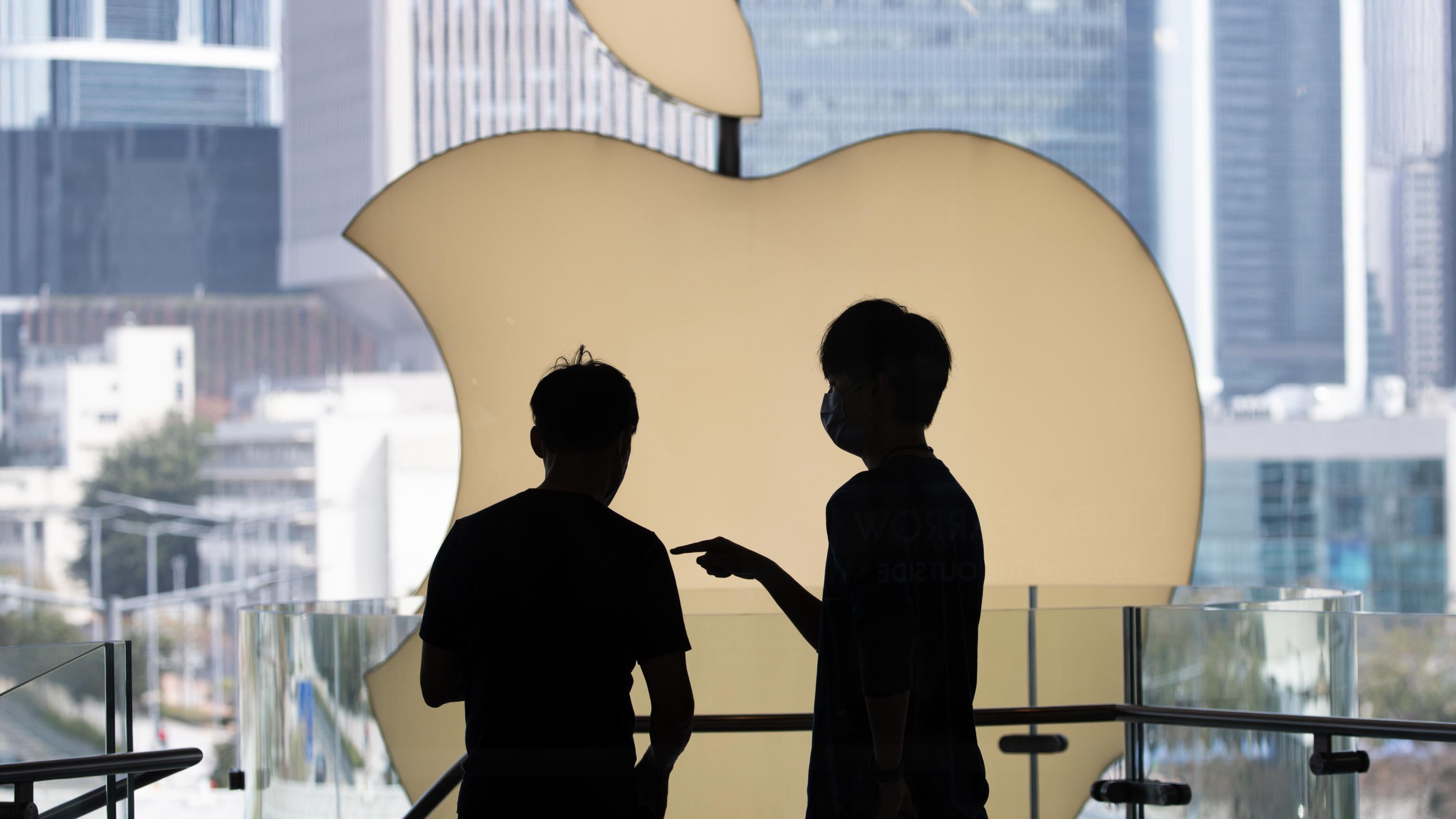 "Fuori gli iPhone dagli uffici governativi". La stoccata della Cina agli Usa