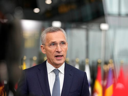 "Armi per colpire la Russia". Perché l'ok di Stoltenberg può scatenare un'escalation