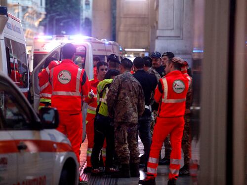 Milano, accoltellati militari e poliziotto in Centrale
