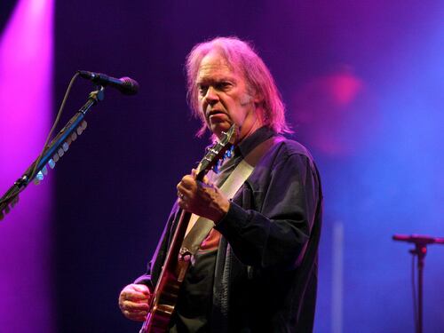 Disco nuovo e concerti vecchi. Neil Young non si ferma mai