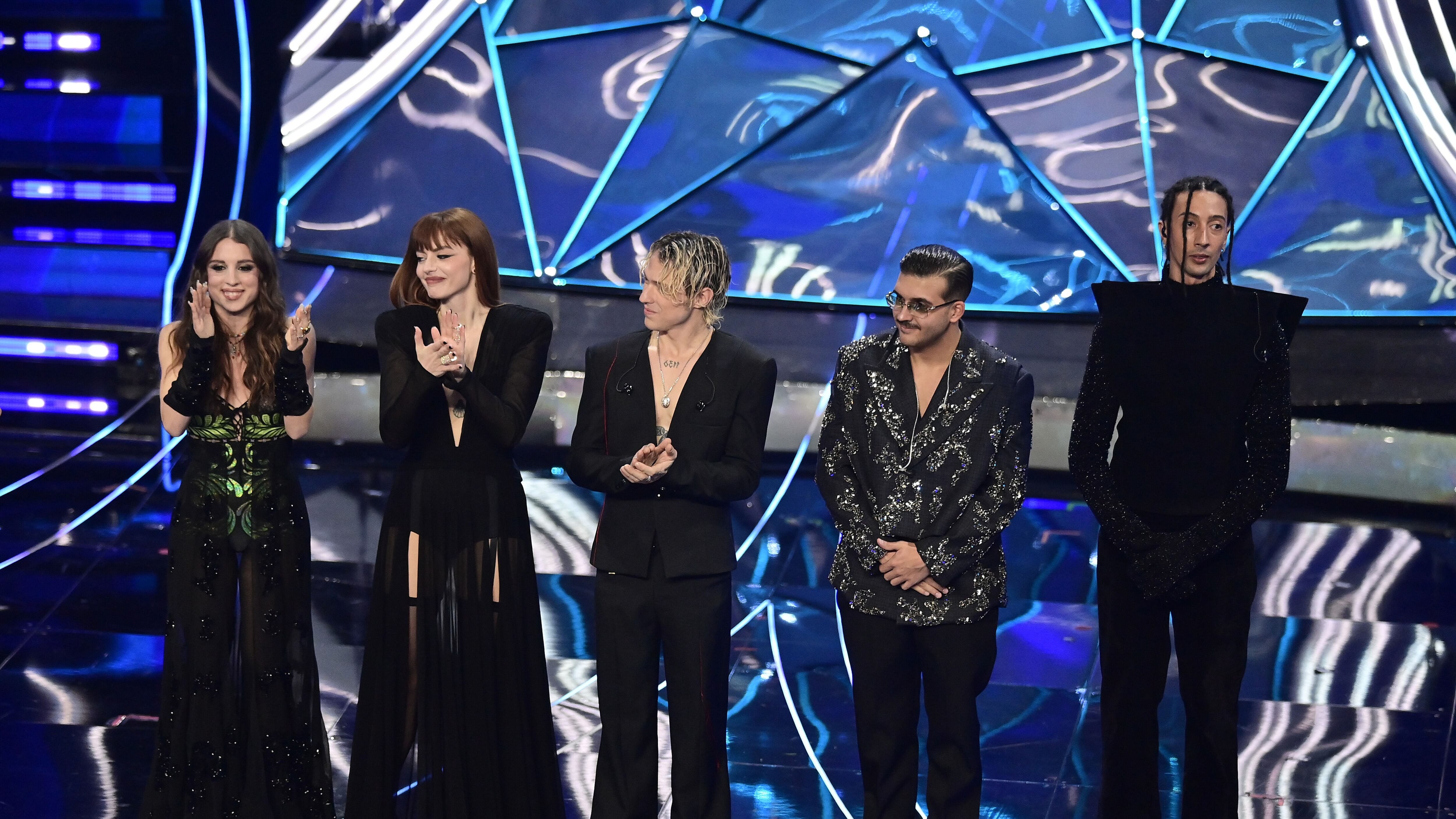 La classifica finale di Sanremo 2024: vince Angelina Mango, beffato Geolier, delusione Irama