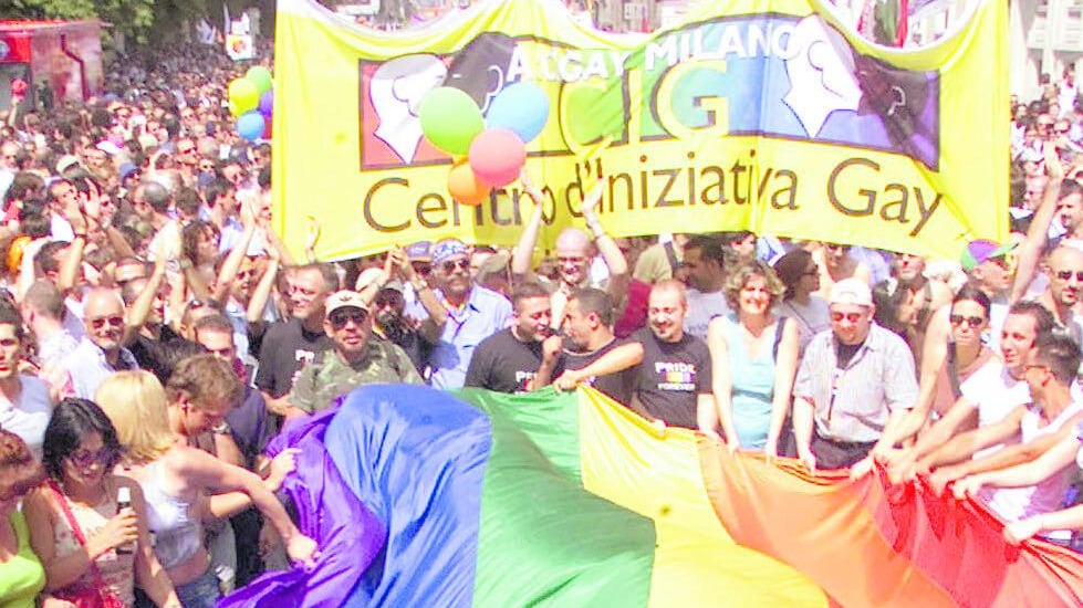 FI, il pride dei giovani. "Tutti hanno diritto a una famiglia Lgbt"