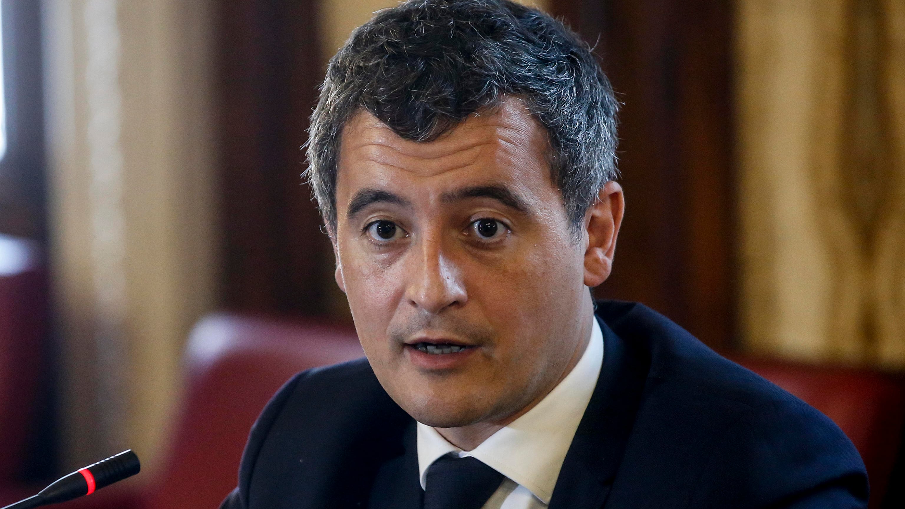 Picchiano gli immigrati ma danno lezione a noi. L'ipocrisia di un Paese sommerso dai problemi