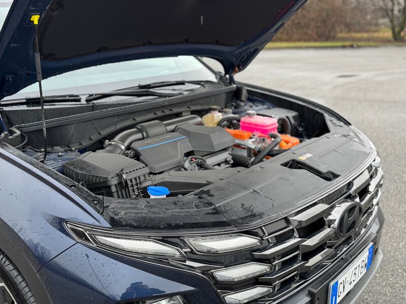 Hyundai Tucson HEV 2025: guarda la gallery del SUV più razionale in commercio 19